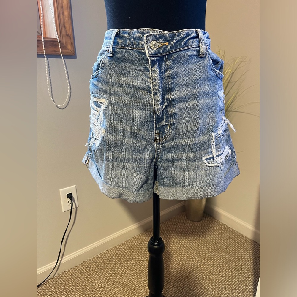 American Eagle Mom Shorts